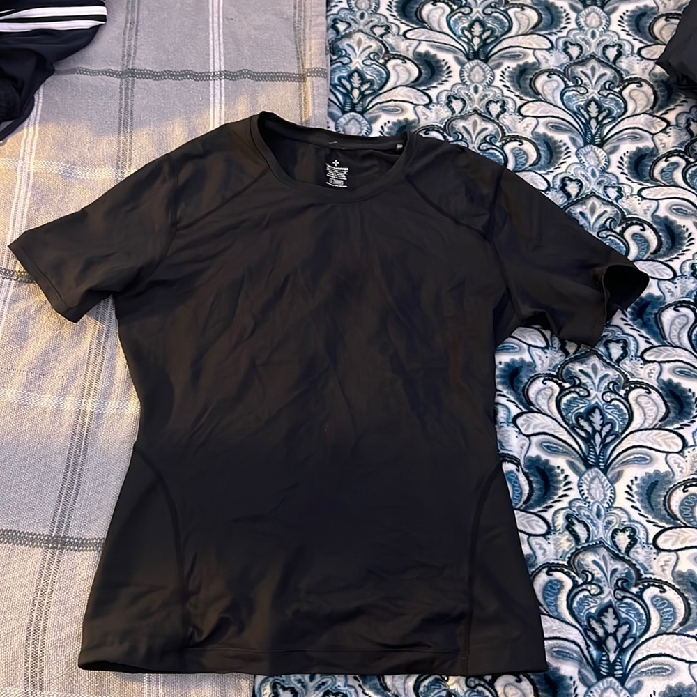 Men’s workout shirt